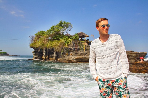 Outfit-Tanah-Lot-Bali-4