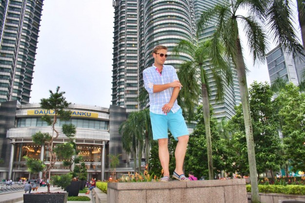 Petronas-Towers-Kuala-Lumpur-1 Petronas Twin Towers
