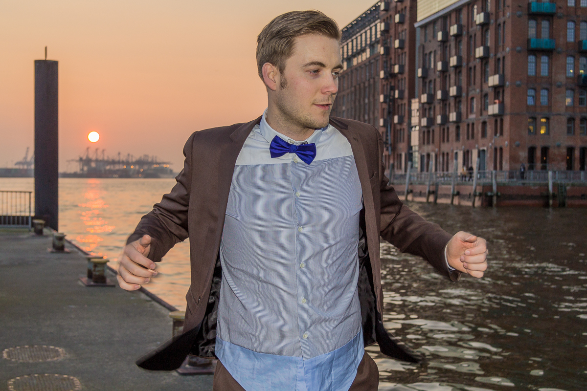 brown-suit-purple-bow-tie-006