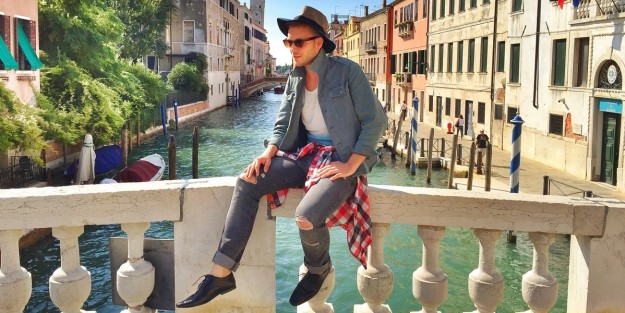 Denim all over in Venice title