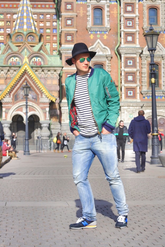 In Green and Blue at the Church of the Savior on Blood 8